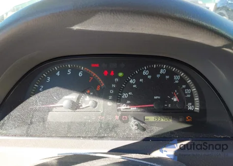 2004 Toyota Camry Le из США, поврежденный, VIN 4T1BE32KX4U915264